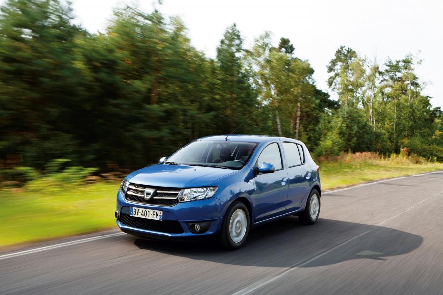  Dacia Sandero 2012 года  (фото 6 из 19)